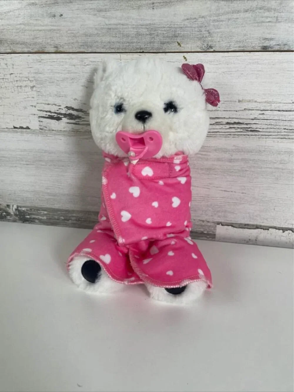 RARE Little Live Pets Cozy Dozy Snowbelle Polar Bear w/ pacifier & pink blanket